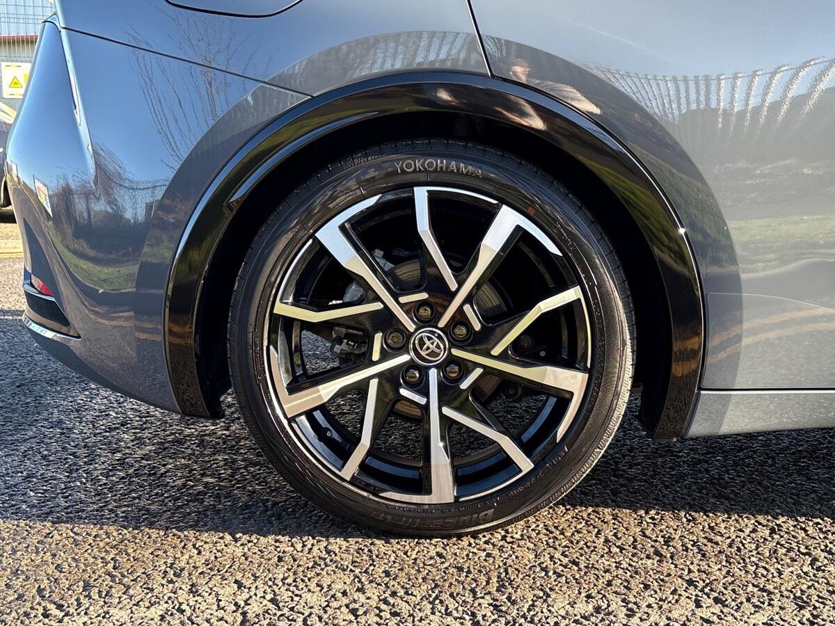 Used Toyota Prius 2024 for sale - 76800515: Photo 29