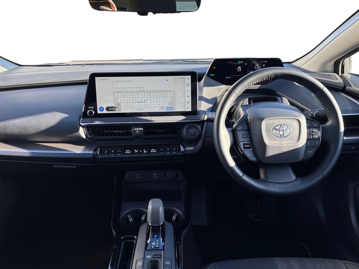 Used Toyota Prius 2024 for sale - 76800515: Photo 8