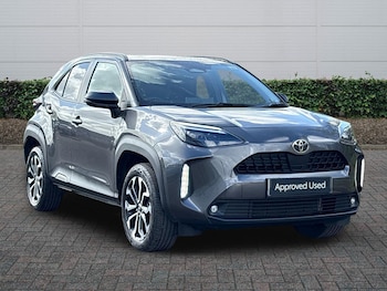 Used Toyota Yaris Cross 2024 for sale - 78350900: Photo