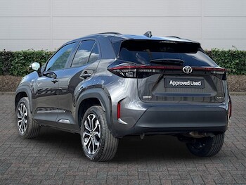 Used Toyota Yaris Cross 2024 for sale - 78350900: Photo