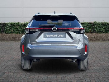 Used Toyota Yaris Cross 2024 for sale - 78350900: Photo