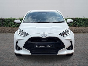 Used Toyota Yaris 2024 for sale - 79159858: Photo