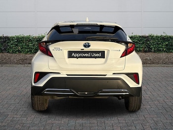 Used Toyota C-HR 2021 for sale - 76937312: Photo