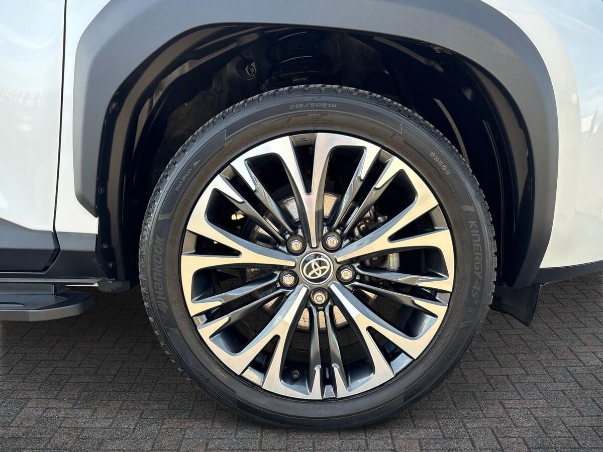 Used Toyota Yaris Cross 2023 for sale - 77725289: Photo 29