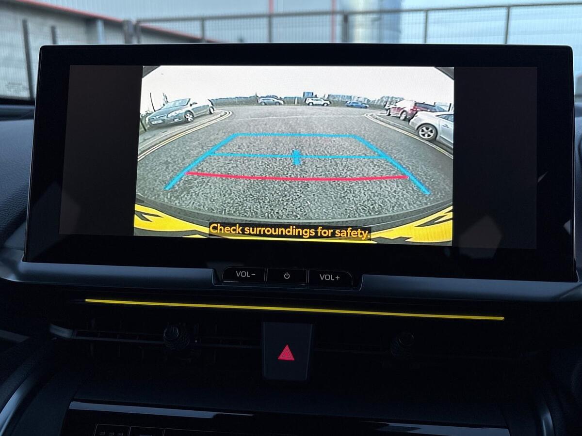 Used Toyota C-HR 2024 for sale - 77599812: Photo 17