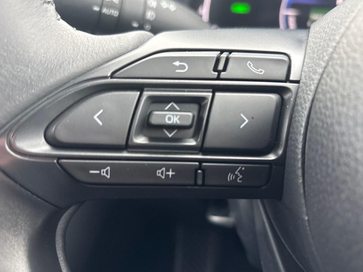 Used Toyota Yaris Cross 2025 for sale - 77971428: Photo 12