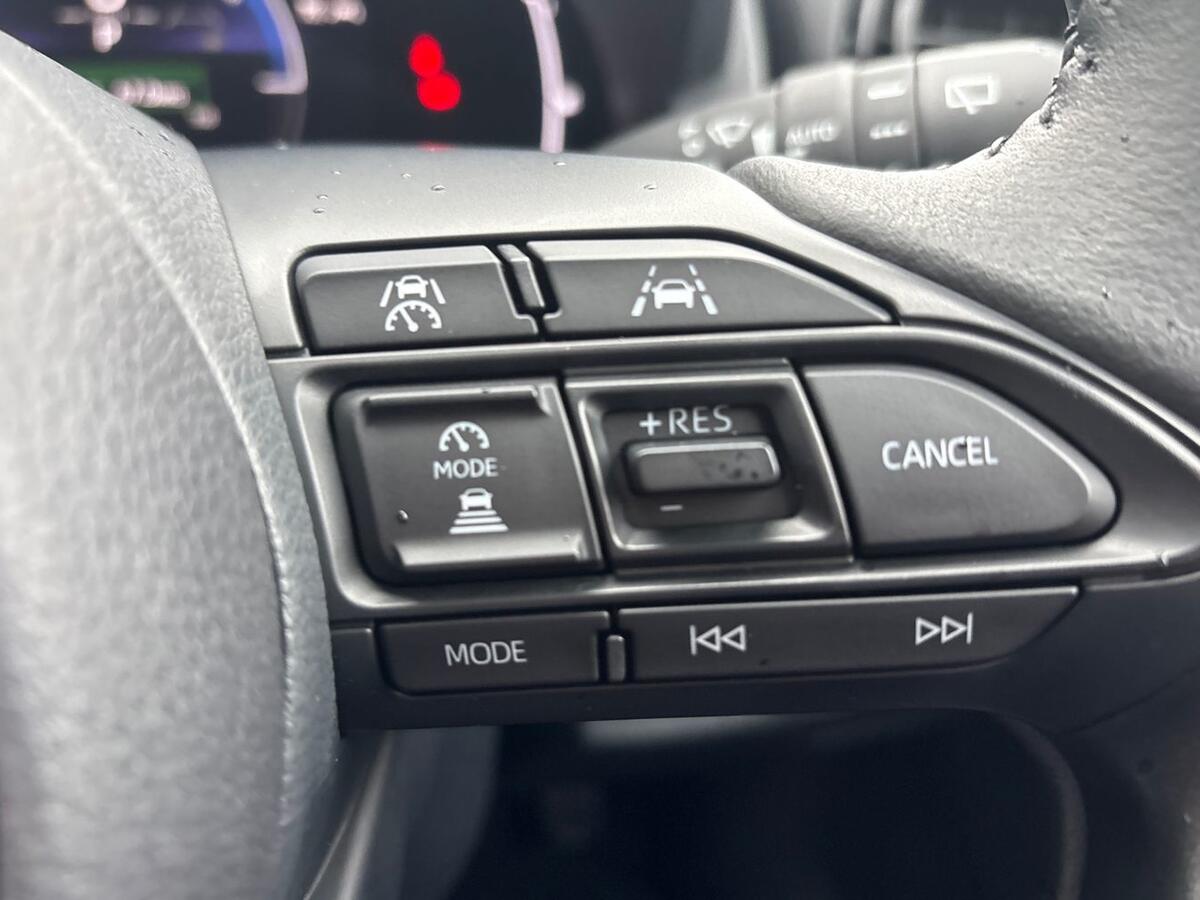 Used Toyota Yaris Cross 2025 for sale - 77971428: Photo 13