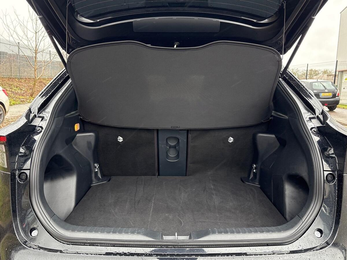 Used Toyota Yaris Cross 2025 for sale - 77971428: Photo 28