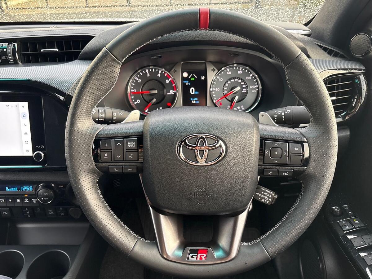 Used Toyota Hilux 2025 for sale - 76800574: Photo 10