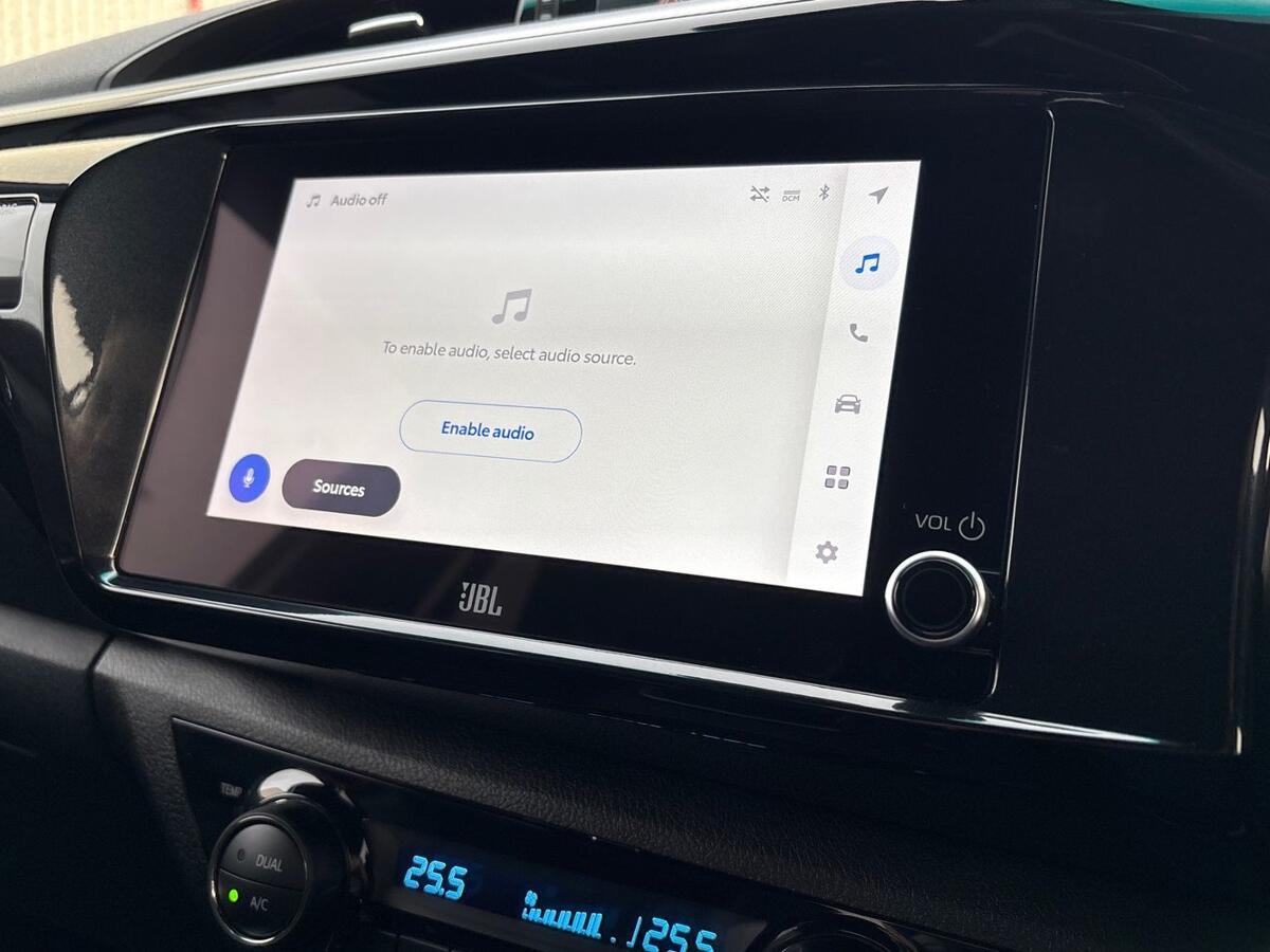 Used Toyota Hilux 2025 for sale - 76800574: Photo 12