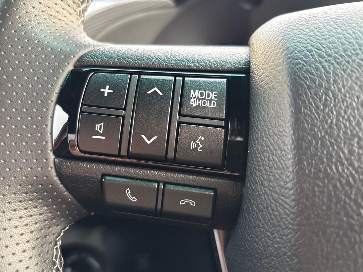 Used Toyota Hilux 2025 for sale - 76800574: Photo 14