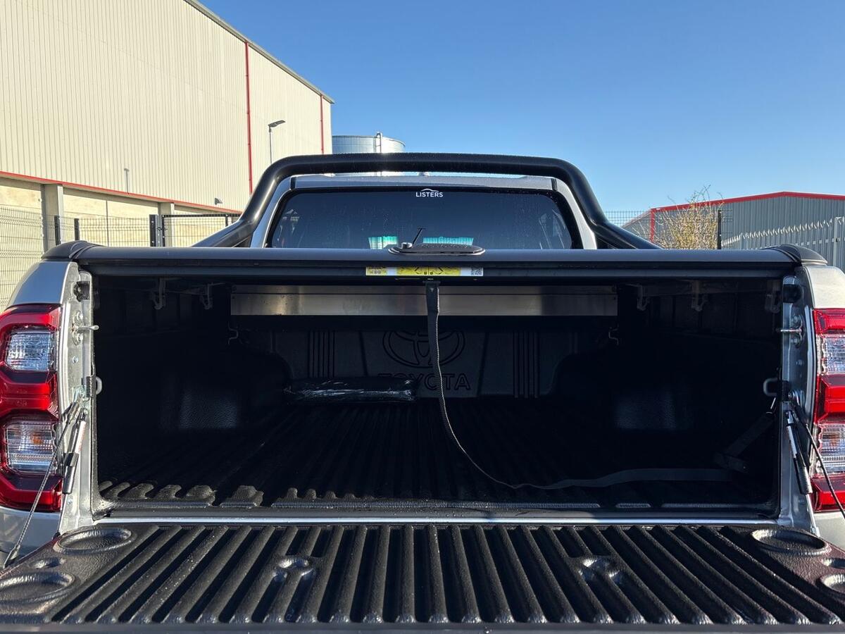 Used Toyota Hilux 2025 for sale - 76800574: Photo 25