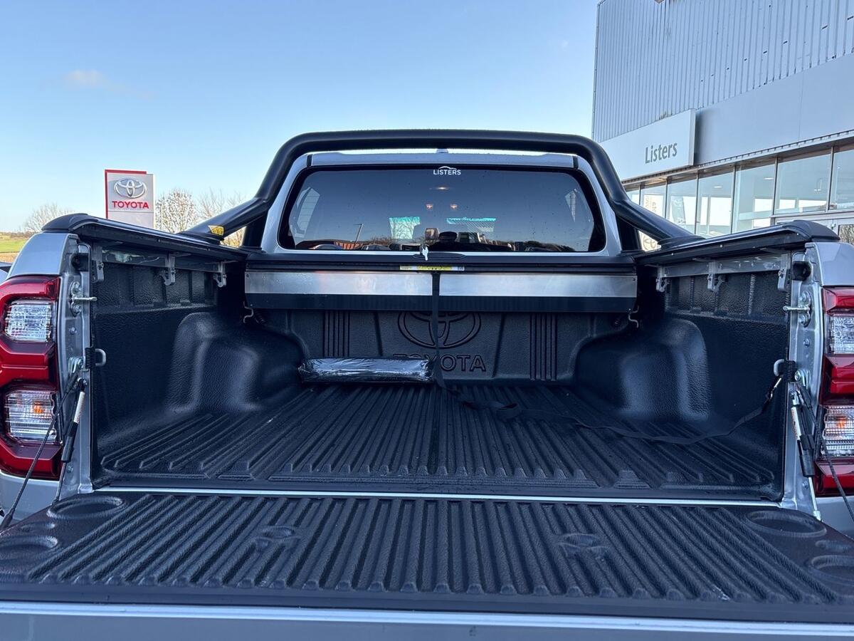 Used Toyota Hilux 2025 for sale - 76800574: Photo 26