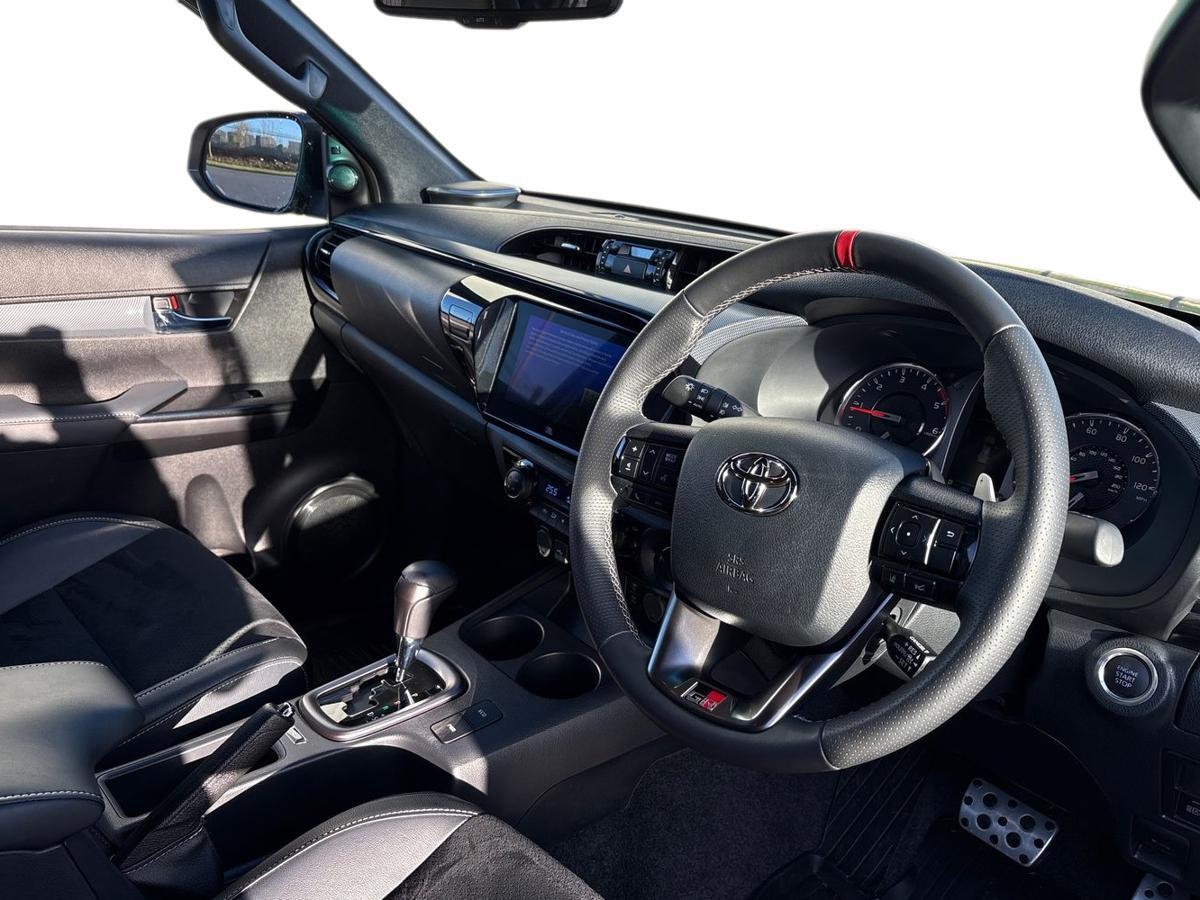 Used Toyota Hilux 2025 for sale - 76800574: Photo 9