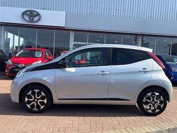 Used Toyota AYGO 2019 for sale - 79318393: Photo