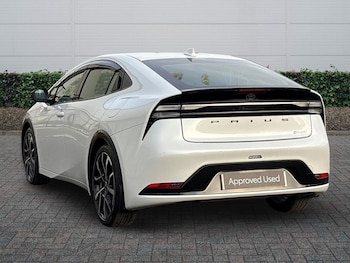 Used Toyota Prius 2025 for sale - 76609207: Photo