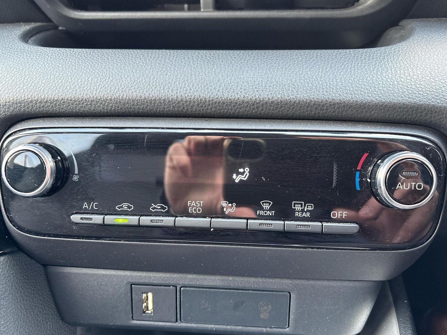 Used Toyota Yaris 2023 for sale - 76389751: Photo 10