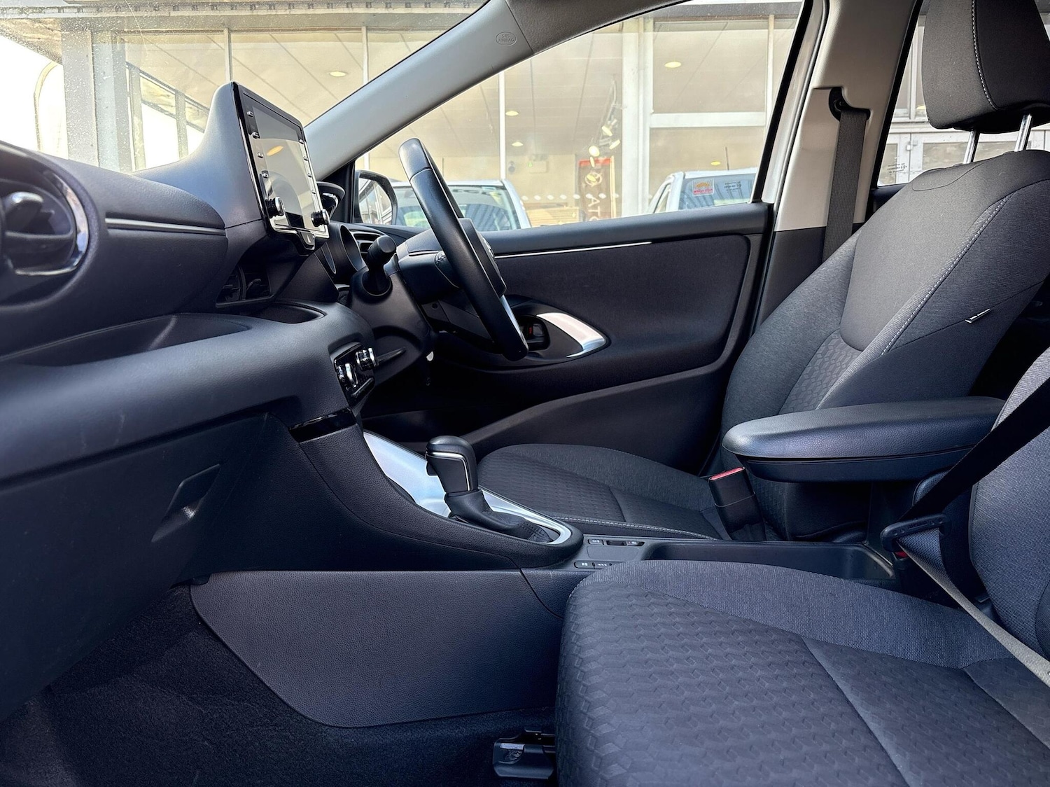 Used Toyota Yaris 2023 for sale - 76389751: Photo 15