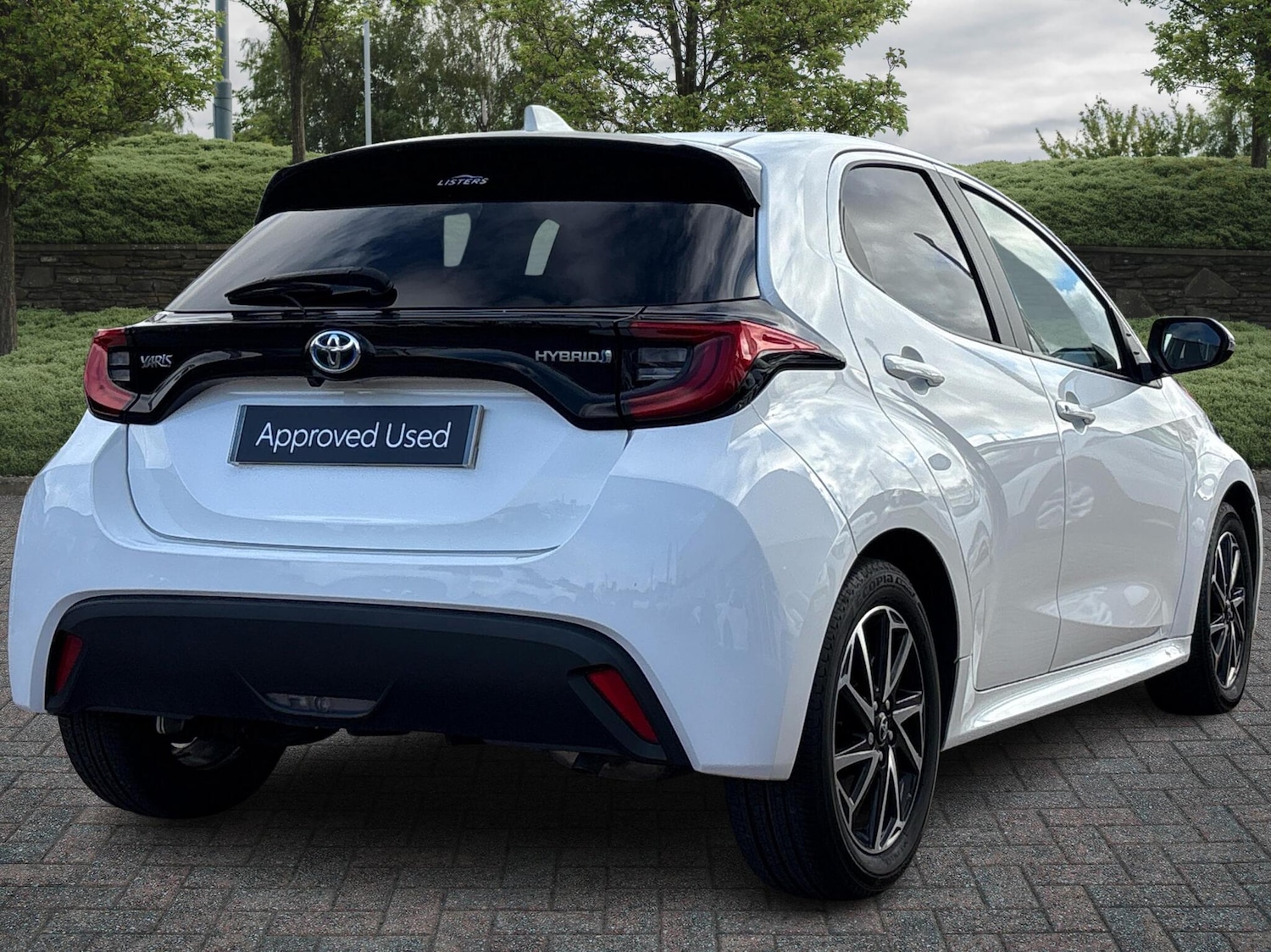 Used Toyota Yaris 2023 for sale - 76389751: Photo 2