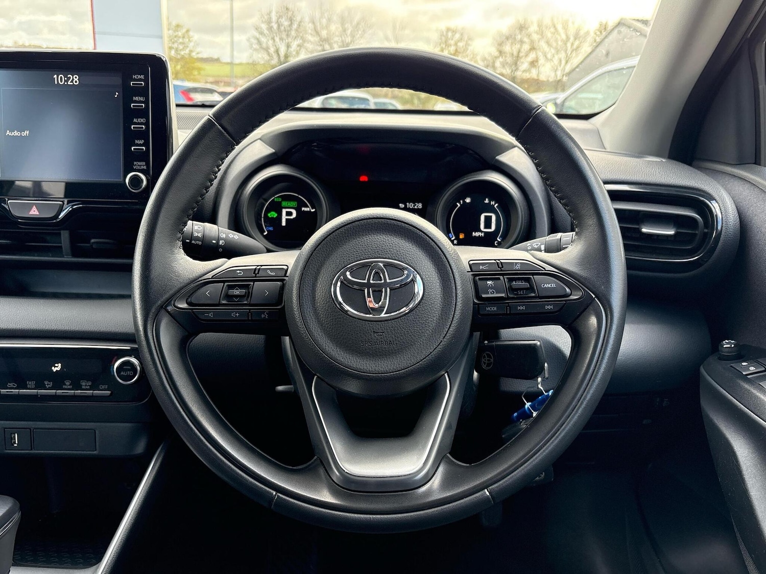 Used Toyota Yaris 2023 for sale - 76389751: Photo 7