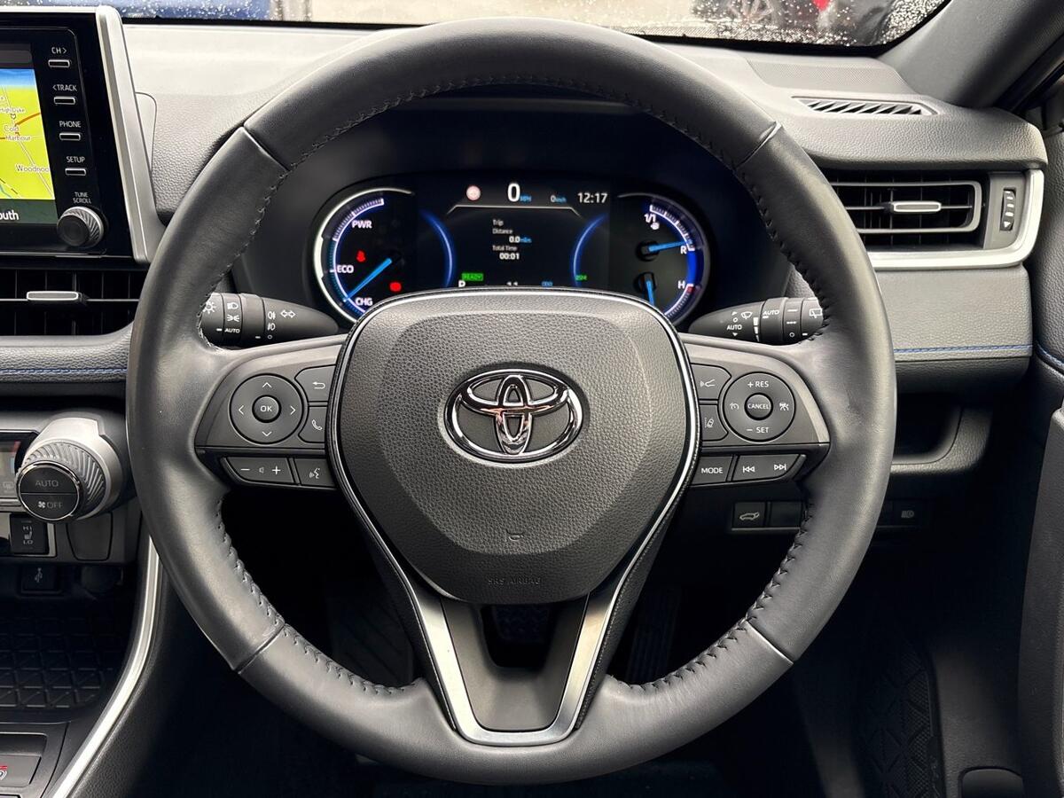 Used Toyota RAV4 2020 for sale - 76937229: Photo 12