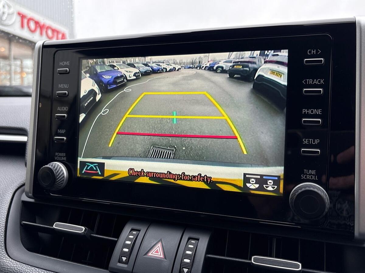 Used Toyota RAV4 2020 for sale - 76937229: Photo 14