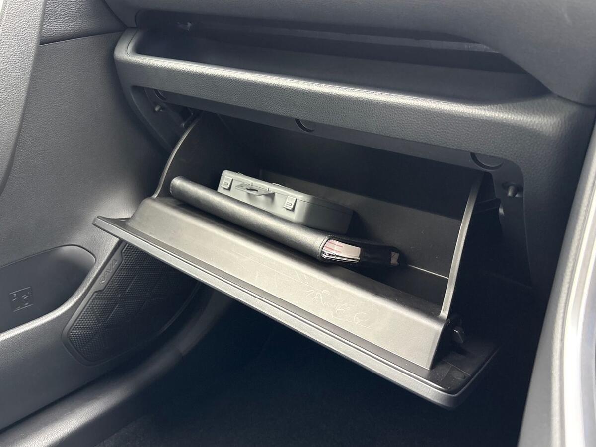 Used Toyota RAV4 2020 for sale - 76937229: Photo 22