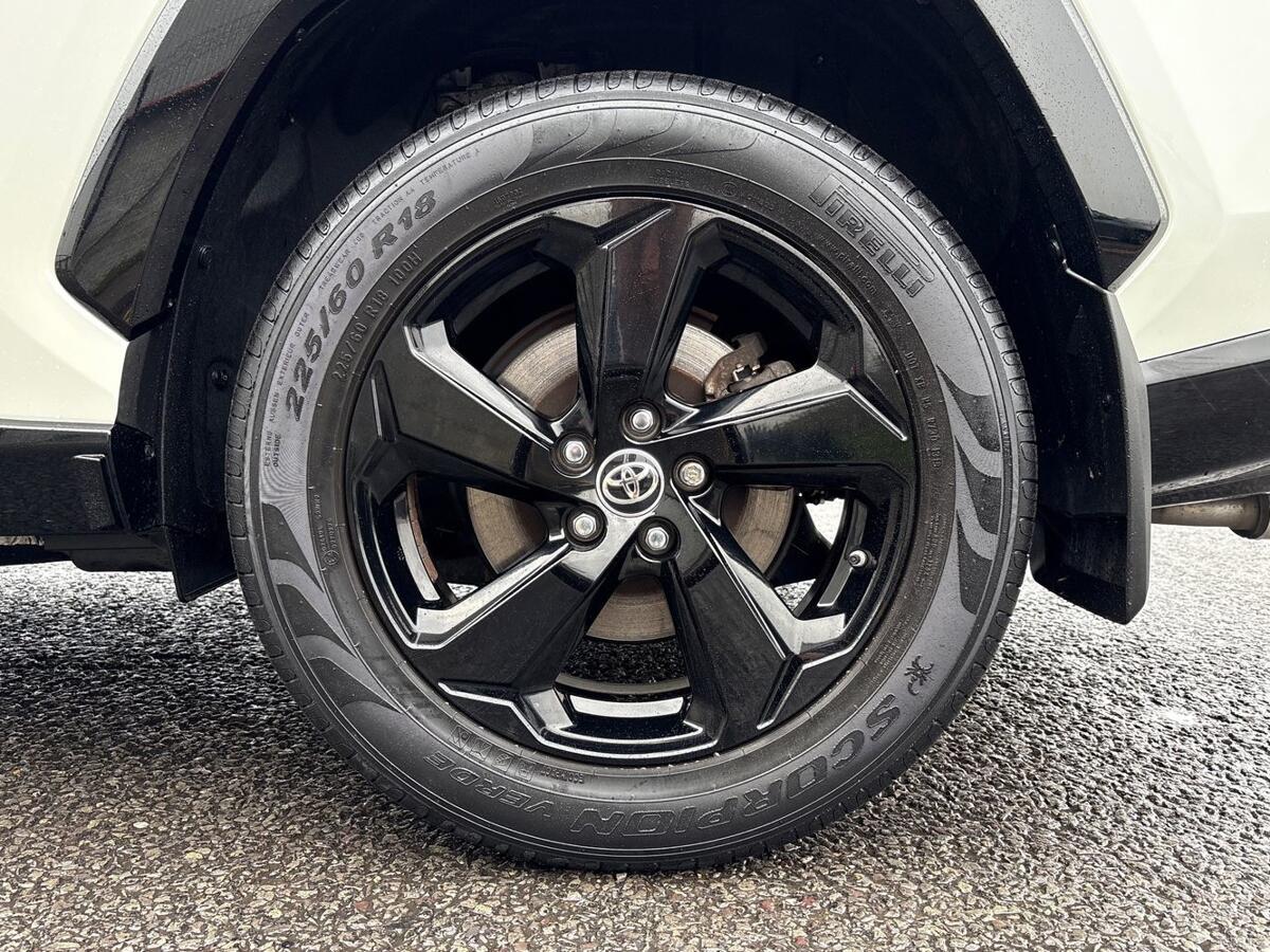 Used Toyota RAV4 2020 for sale - 76937229: Photo 30