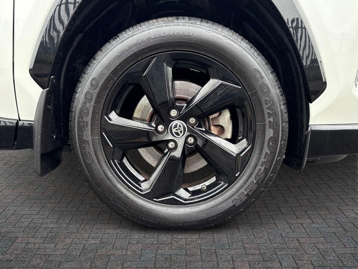 Used Toyota RAV4 2020 for sale - 76937229: Photo 32