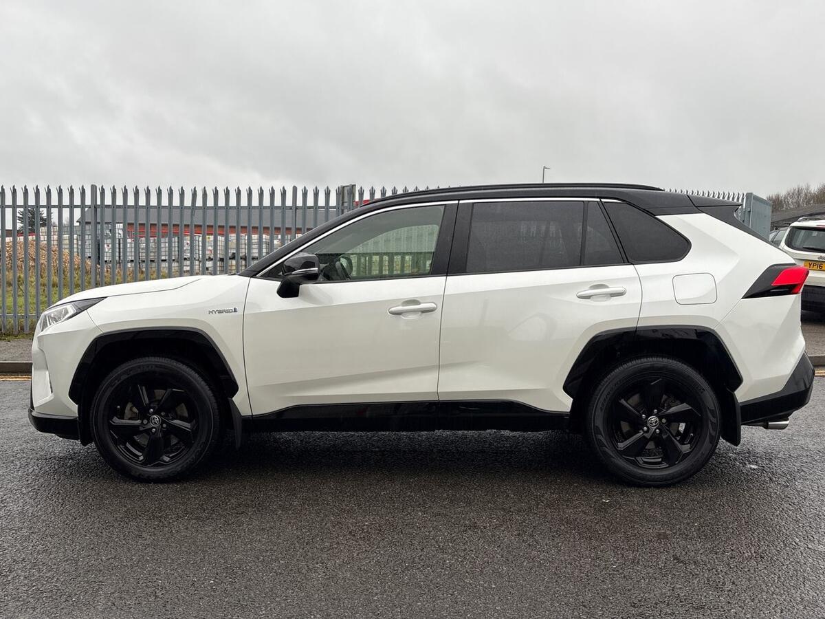 Used Toyota RAV4 2020 for sale - 76937229: Photo 8