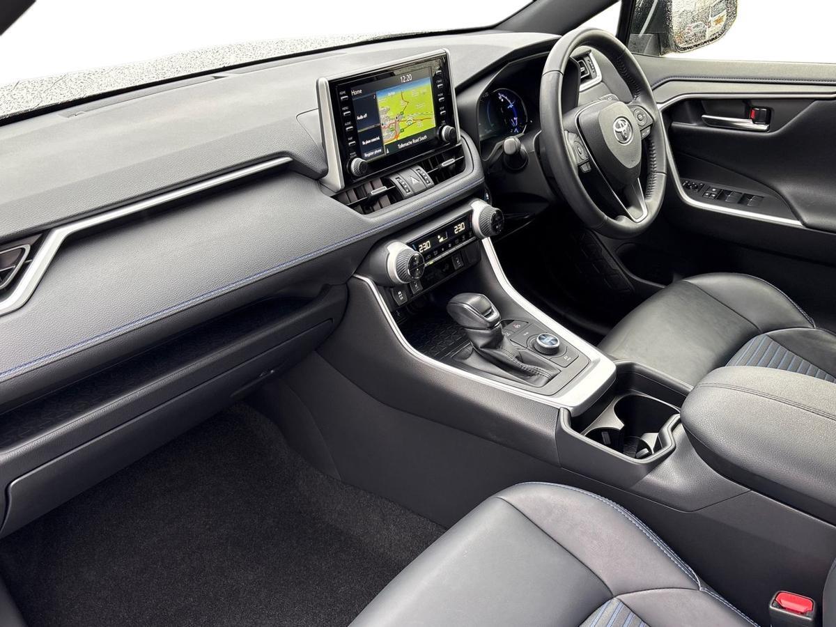 Used Toyota RAV4 2020 for sale - 76937229: Photo 9