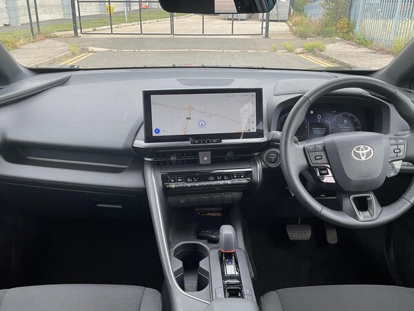 Used Toyota C-HR 2024 for sale - 74396913: Photo 5