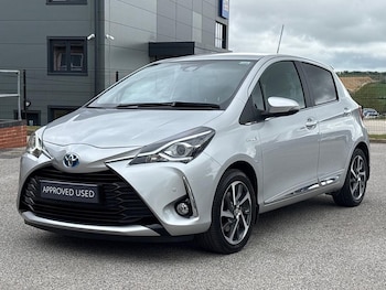 Used Toyota Yaris 2018 for sale - 78463333: Photo
