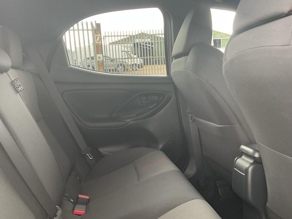 Used Toyota Yaris 2024 for sale - 75312428: Photo 13