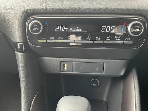Used Toyota Yaris 2024 for sale - 75312428: Photo 22