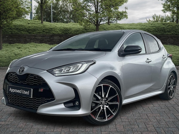 Used Toyota Yaris 2024 for sale - 75312428: Photo 3