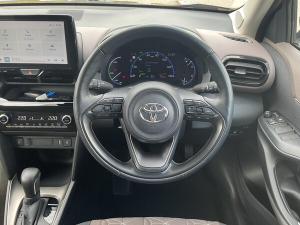 Used Toyota Yaris 2023 for sale - 75624711: Photo 6