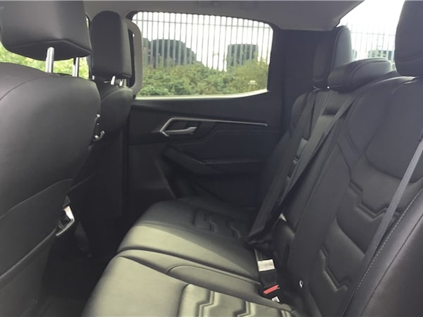Used Isuzu D-Max 2023 for sale - 75432328: Photo 12