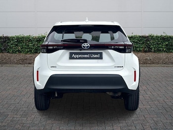 Used Toyota Yaris Cross 2024 for sale - 78936202: Photo