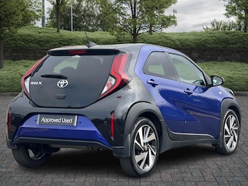 Used Toyota Aygo X 2022 for sale - 75814336: Photo 4