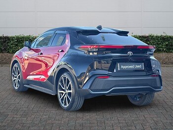 Used Toyota C-HR 2024 for sale - 78307655: Photo