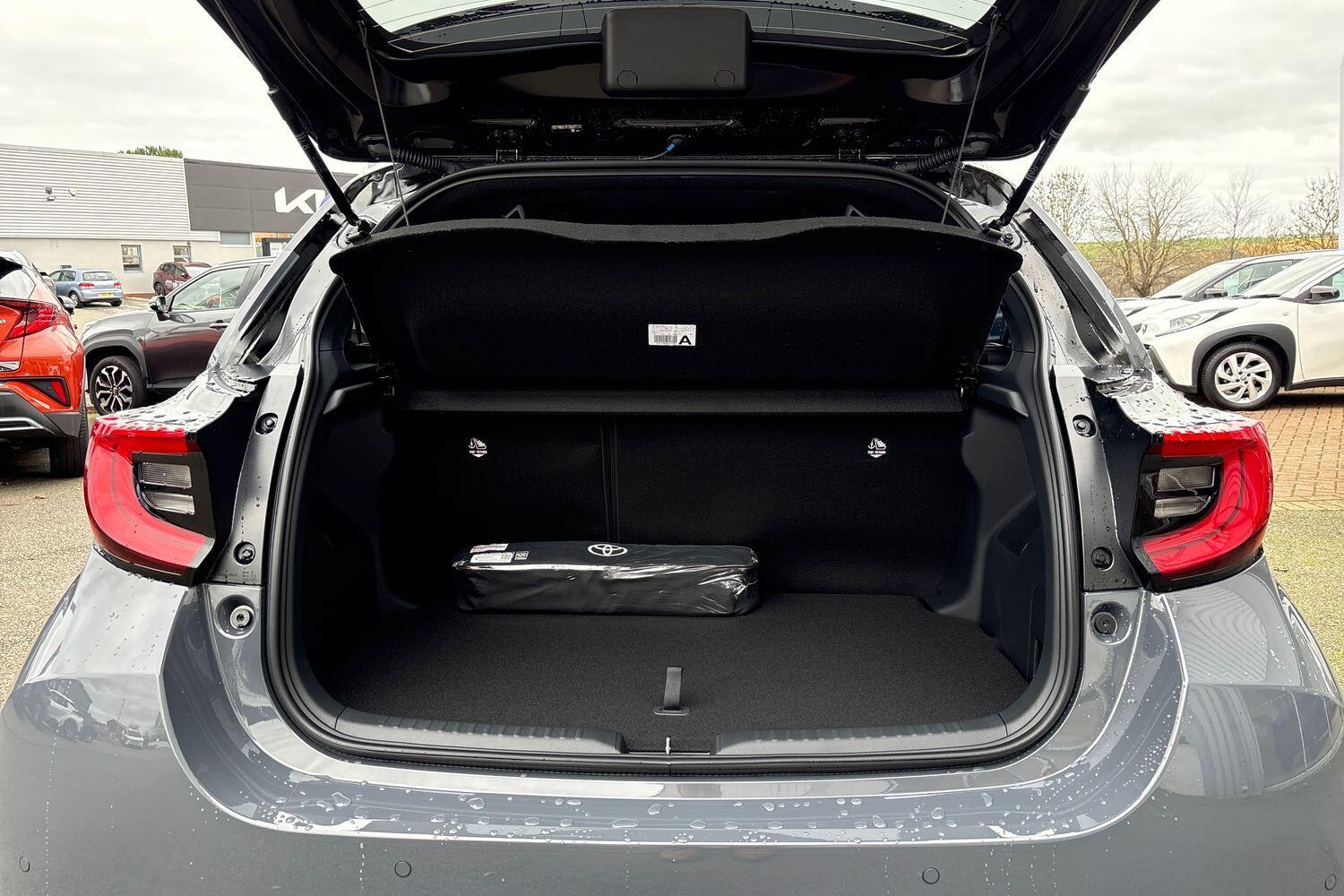 Used Toyota Yaris 2025 for sale - 77941559: Photo 26