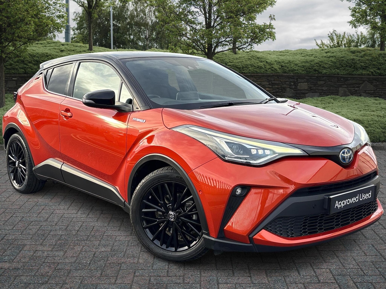 Used Toyota C-HR 2020 for sale - 76837615: Photo 1