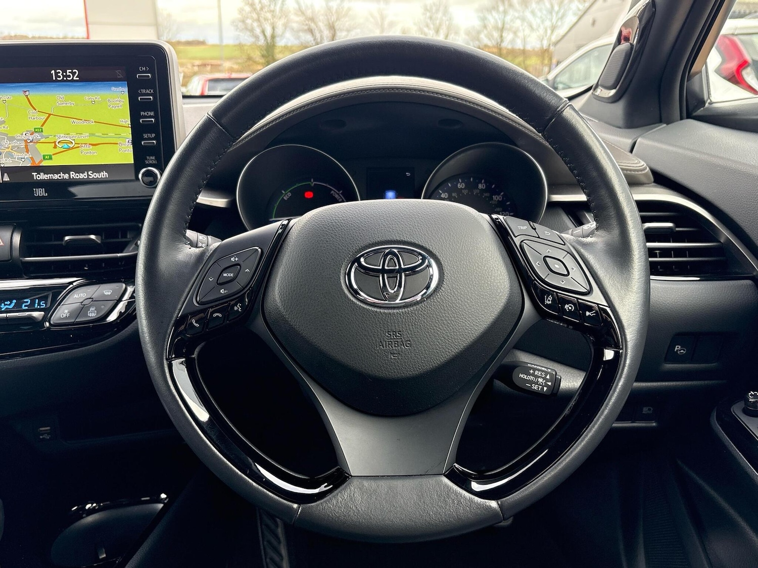 Used Toyota C-HR 2020 for sale - 76837615: Photo 6