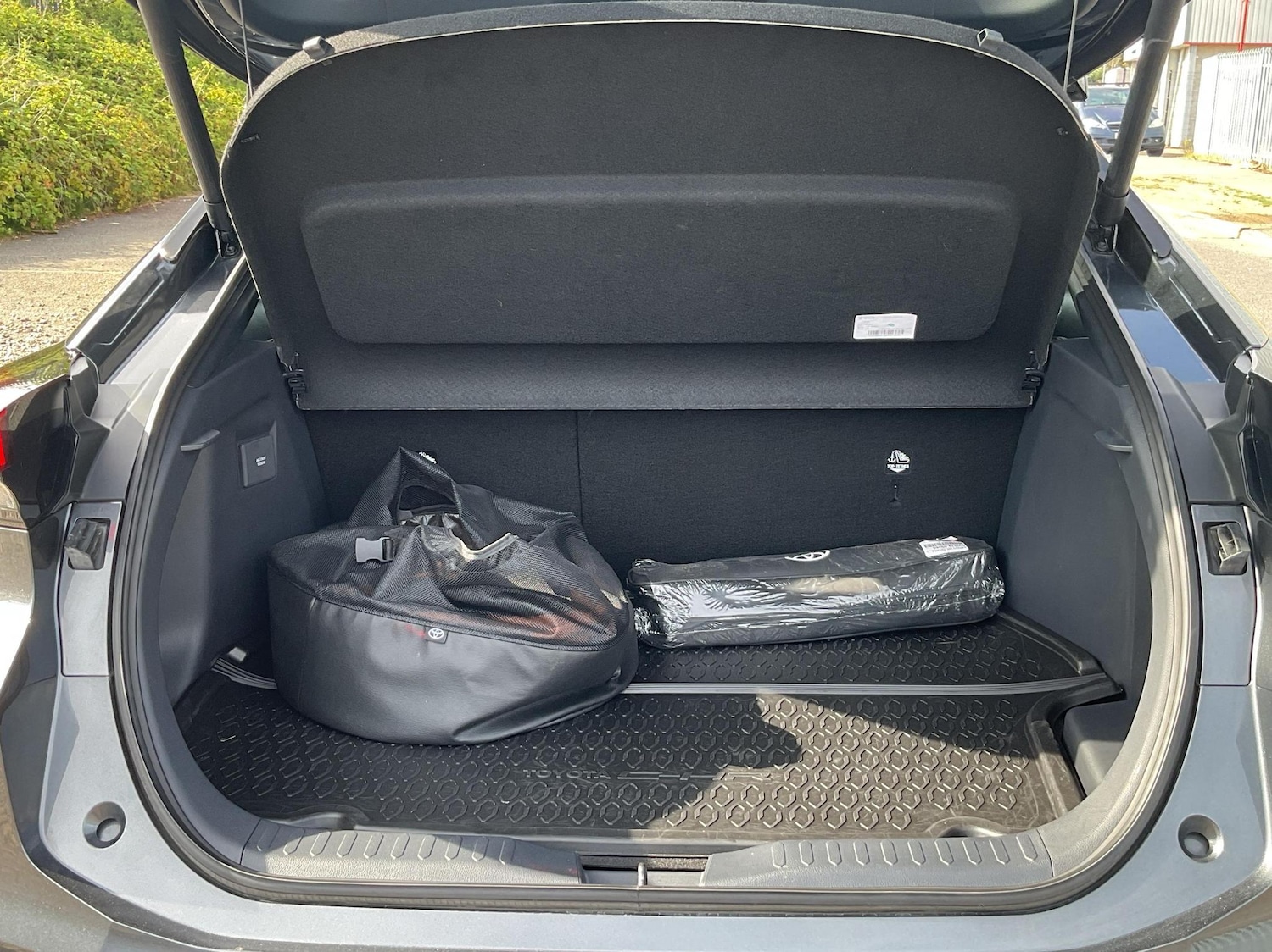 Used Toyota C-HR 2024 for sale - 76389748: Photo 14