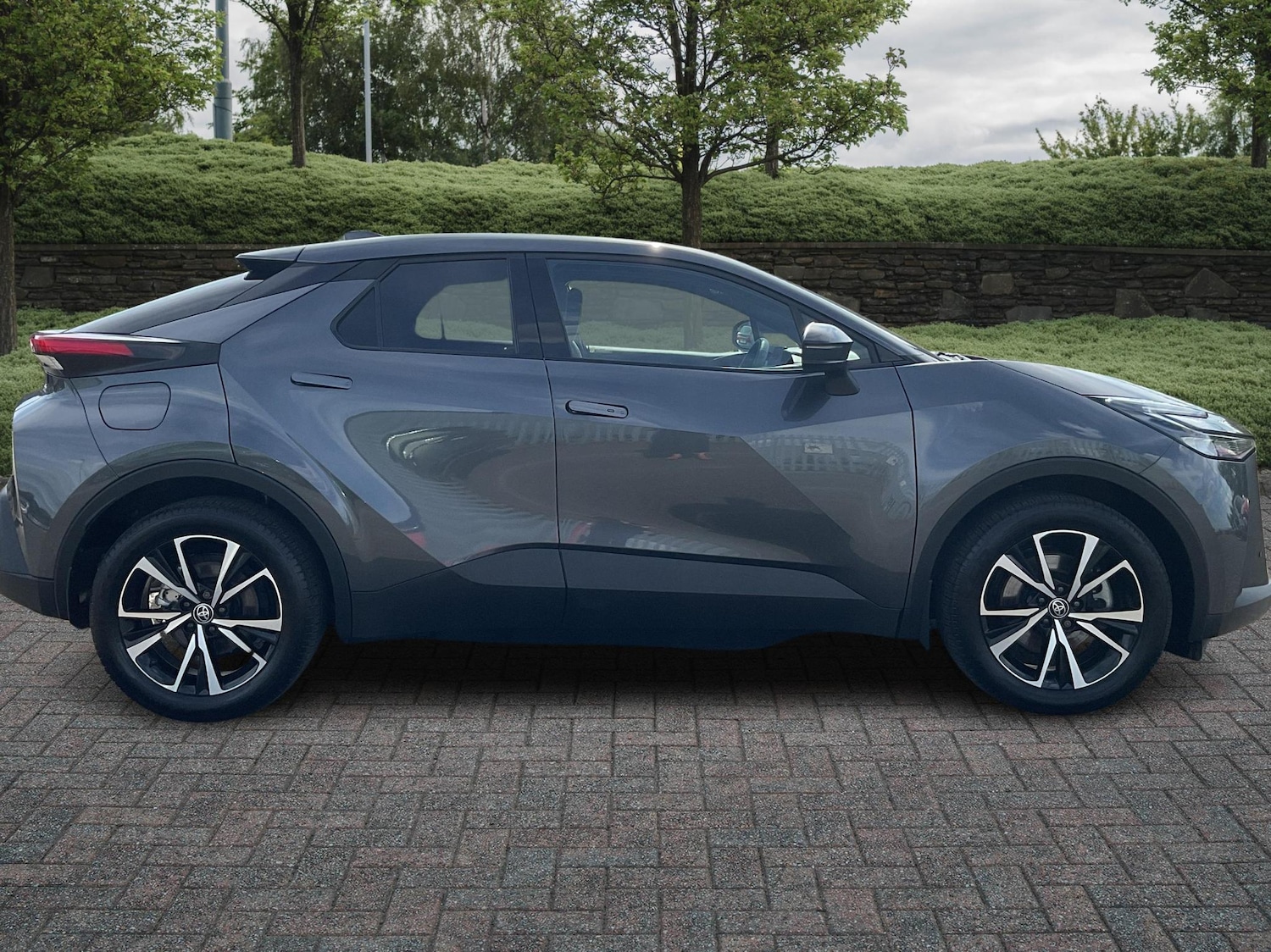 Used Toyota C-HR 2024 for sale - 76389748: Photo 16