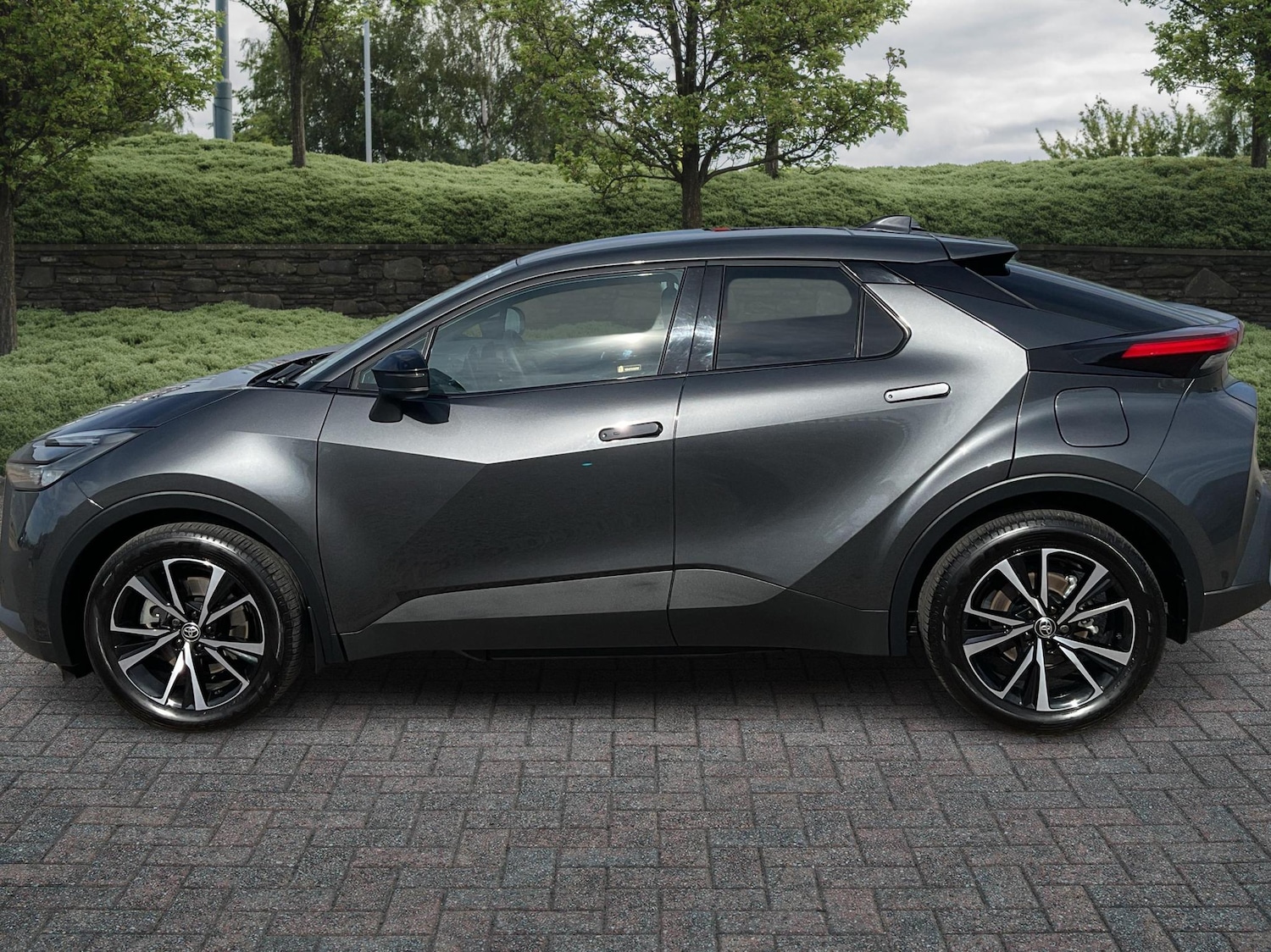 Used Toyota C-HR 2024 for sale - 76389748: Photo 17