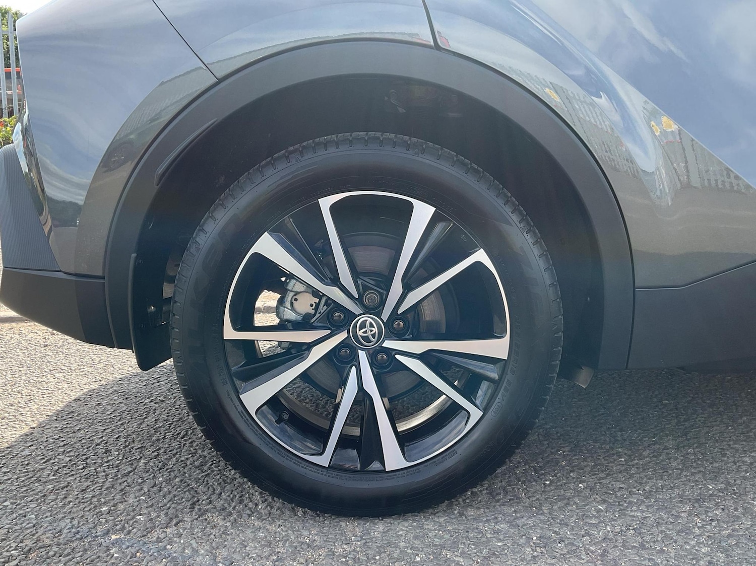 Used Toyota C-HR 2024 for sale - 76389748: Photo 18