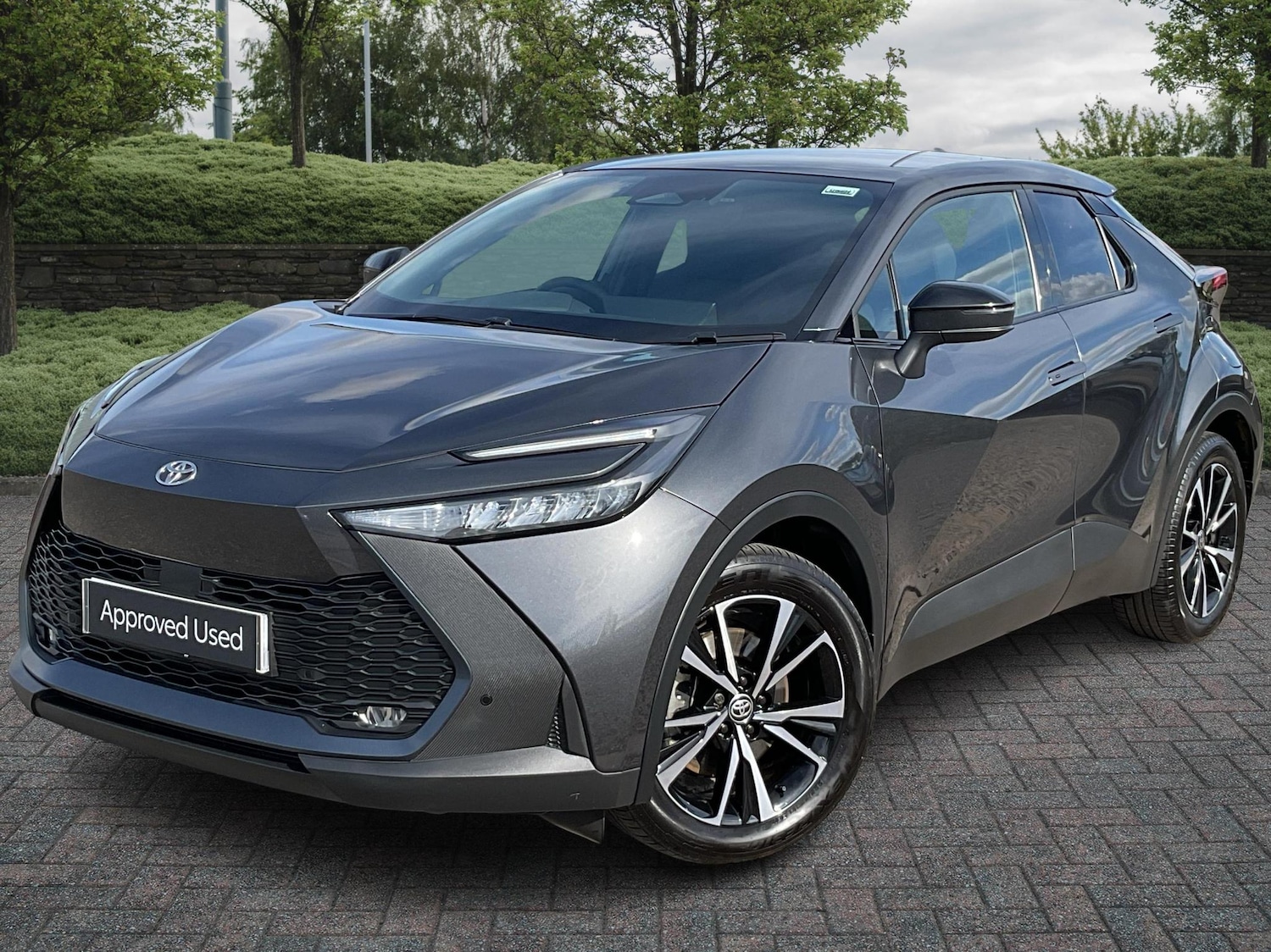 Used Toyota C-HR 2024 for sale - 76389748: Photo 3