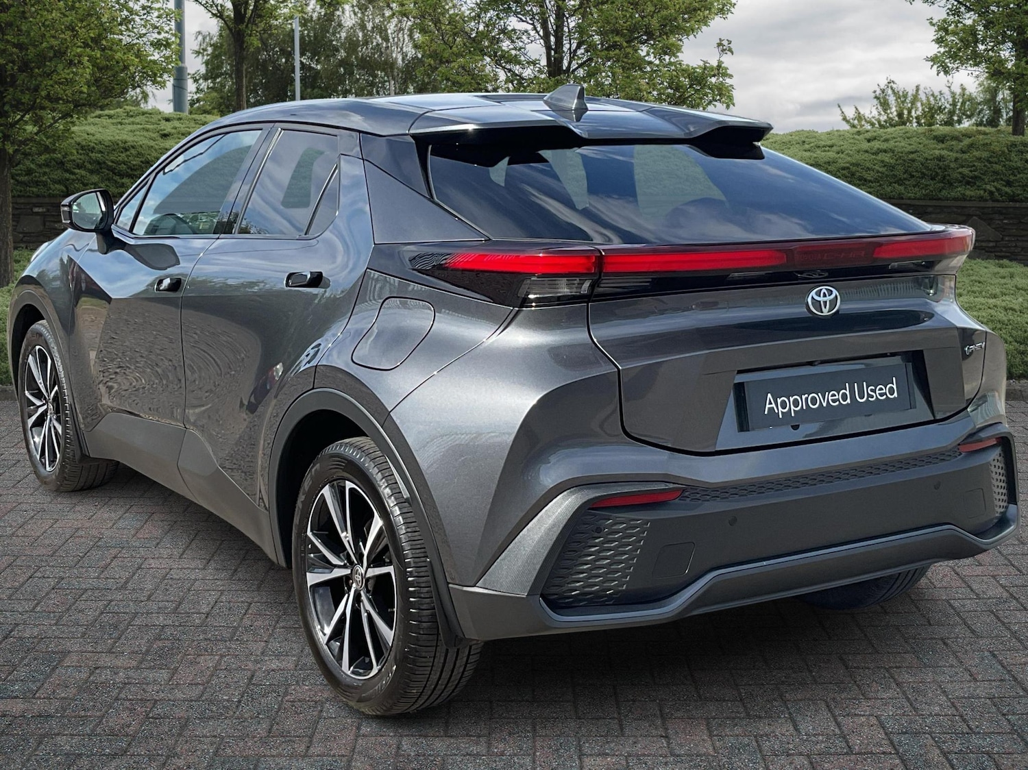 Used Toyota C-HR 2024 for sale - 76389748: Photo 4